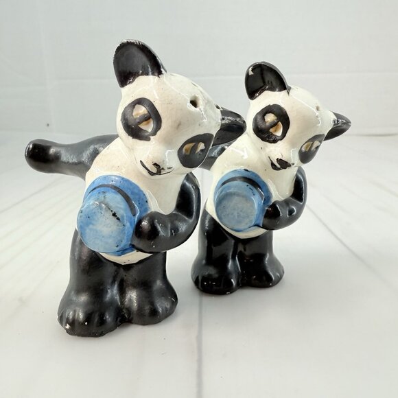 Vintage Salt & Pepper Shakers Dancing Panda Bears Ceramic Figurine Set Japan - Picture 1 of 11